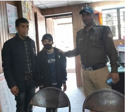 फिर बिछडों का सहारा बनी दून पुलिस, घर से भटके नाबालिग को परिजनों किया सुपुर्द