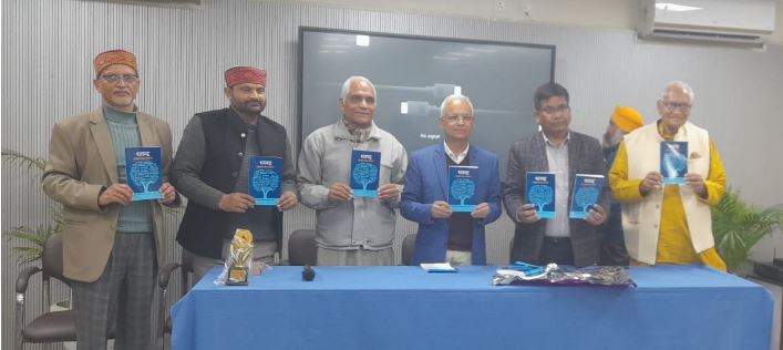 गढ़वाली साहित्यिकारों ने सृजित ‘गढ़वाली कथा संकलन’ का लोकार्पण किया