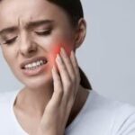 इन उपायों को करने से पाया जा सकता है असहनीय दांत दर्द में आराम