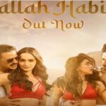 बड़े मियां छोटे मियां का गाना वल्लाह हबीबी जारी, मानुषी और अलाया ने रेत में बिखेरा जलवा