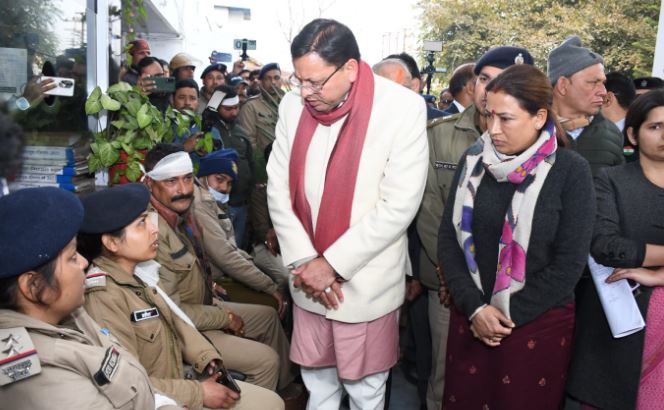 हल्द्वानी हिंसा- मुख्यमंत्री धामी हल्द्वानी उपद्रव के शिकार हुए लोगों से मिले