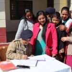 पुलिस लाइन पौड़ी में महिला पुलिस कर्मी व पुलिस परिजनों के लिये निशुल्क स्वास्थ्य शिविर का आयोजन