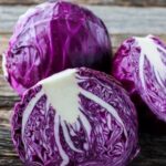 गजब फायदेमंद है बैंगनी रंग की पत्ता गोभी, कैंसर से लेकर दिल की बीमारियों का खतरा करेगी कम