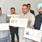 प्रकृति से जुड़ने का संदेश देती है पुष्प प्रदर्शनी- महाराज