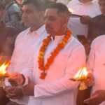 रॉबर्ट वाड्रा पहुंचे ऋषिकेश,  गंगा आरती में किया प्रतिभाग