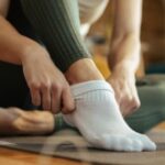 मोजे पहनने से पहले जरूर अपनाएं ये ट्रिक्स, कभी नहीं आएगी पैर से बदबू