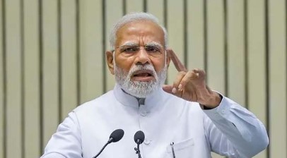 पीएम मोदी काशी के किसानों को देंगे आवास का उपहार