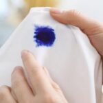 कपड़ों में लगी इंक छुड़ाने में छूट रहे पसीने, इन तरीकों से कर सकती हैं छुट्टी