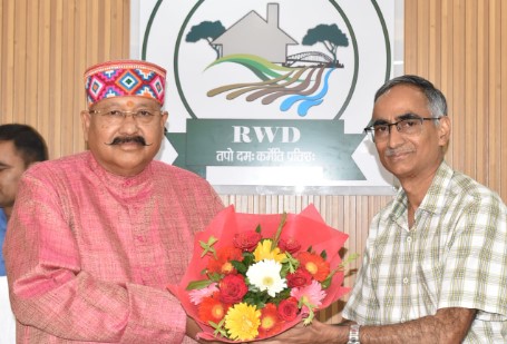 पलायन रोकने के लिए फ्यूचर विजन के साथ करें काम- महाराज