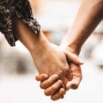 रिलेशनशिप में धोखा दिया तो हो सकती है जेल, जानें नए कानून में मिलेगी कितनी सजा