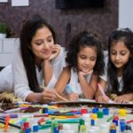 बच्चों को रचनात्मक बनाने के लिए अपनाएं ये 5 सरल और प्रभावी तरीके