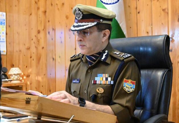 उत्तराखण्ड के नये डीजीपी ने  किया कार्यभार ग्रहण