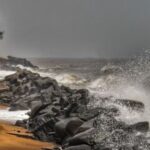 चक्रवाती तूफान ‘फेंगल’ तट से टकराने के बाद हुआ शांत, पुडुचेरी ने ली राहत की सांस