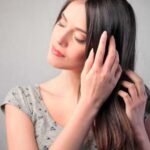 क्या आप जानते हैं बालों में तेल लगाना क्यों है जरुरी, अगर नही, तो जान लीजिए इसके फायदे 