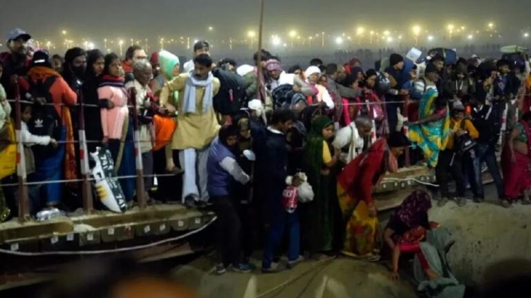 महाकुंभ मेला- संगम नोज पर बैरियर टूटने से मची भगदड़, कई लोग घायल, सीएम योगी ने श्रद्धालुओं से की यह अपील 