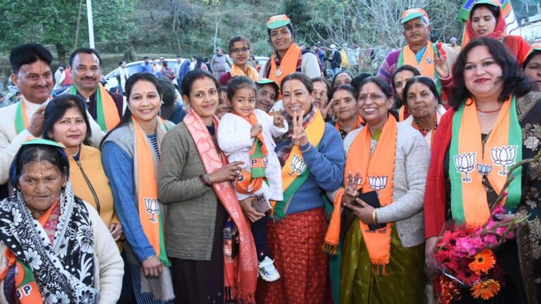 अबकी बार पिथौरागढ़ में ट्रिपल इंजन की सरकार- रेखा आर्या