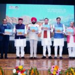 राज्यपाल और मुख्यमंत्री ने ‘श्री केदारनाथ जी क्षेत्र में आपदा प्रबंधन पर एक और प्रयास’ बुक का किया विमोचन