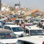 लगातार भीड़ बढ़ने से फिर जाम की चपेट में आया प्रयागराज, सीएम ने अधिकारियों को जारी किए निर्देश 