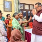 स्थानीय लोगों के साथ कैबिनेट मंत्री गणेश जोशी ने सुना प्रधानमंत्री के ‘मन की बात’ का 120वां संस्करण