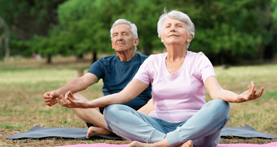 क्या आप भी बढ़ती उम्र के साथ रहना चाहते हैं स्वस्थ और फिट, तो इन एक्सरसाइज को करें अपनी दिनचर्या में शामिल 