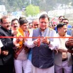 मुख्यमंत्री धामी ने हेमवती नंदन बहुगुणा स्टेडियम में आयोजित चिकित्सा एवं बहुउद्देशीय शिविर में किया प्रतिभाग 