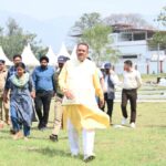 कैबिनेट मंत्री गणेश जोशी ने बहुउद्देशीय शिविर की तैयारियों का किया निरीक्षण