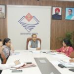 गर्मियों में पेयजल समस्याओं के समाधान के लिए सचिव ने दिए निर्देश