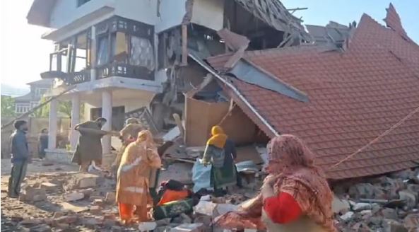 सात दहशतगर्दों के घर किए जमींदोज, 175 संदिग्धों को हिरासत में लेकर पूछताछ जारी 