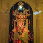 बारह बजे हुआ रामलला का सूर्य तिलक, चार मिनट तक सूर्य की किरणों ने किया अभिषेक 