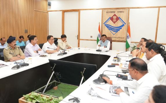 मुख्य सचिव ने की हरिद्वार कुंभ की तैयारियों की समीक्षा