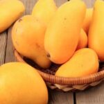 क्या आप भी करते हैं गर्मियों में अधिक आम का सेवन, अगर हां, तो जान लीजिये इसके नुकसान  