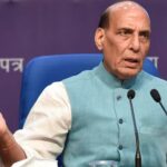 रक्षा मंत्री राजनाथ सिंह ने शीर्ष सैन्य अधिकारियों के साथ की बैठक, सीमा पर किसी भी स्थिति से निपटने की तैयारियों पर चर्चा