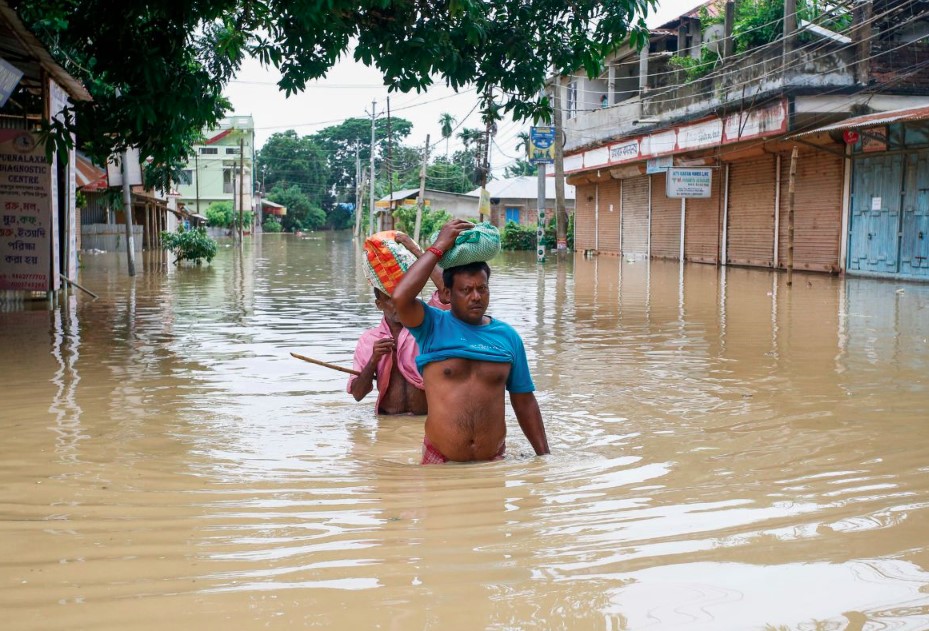 असम में मानसून की एंट्री के साथ तबाही- भारी बारिश से 20 जिलों के 764 गांव जलमग्न